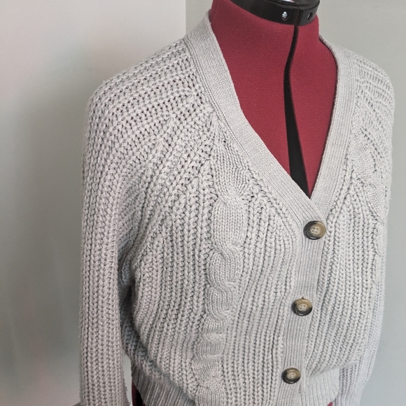 Harlow Chunky Knit Cardigan - Picture 3 of 8